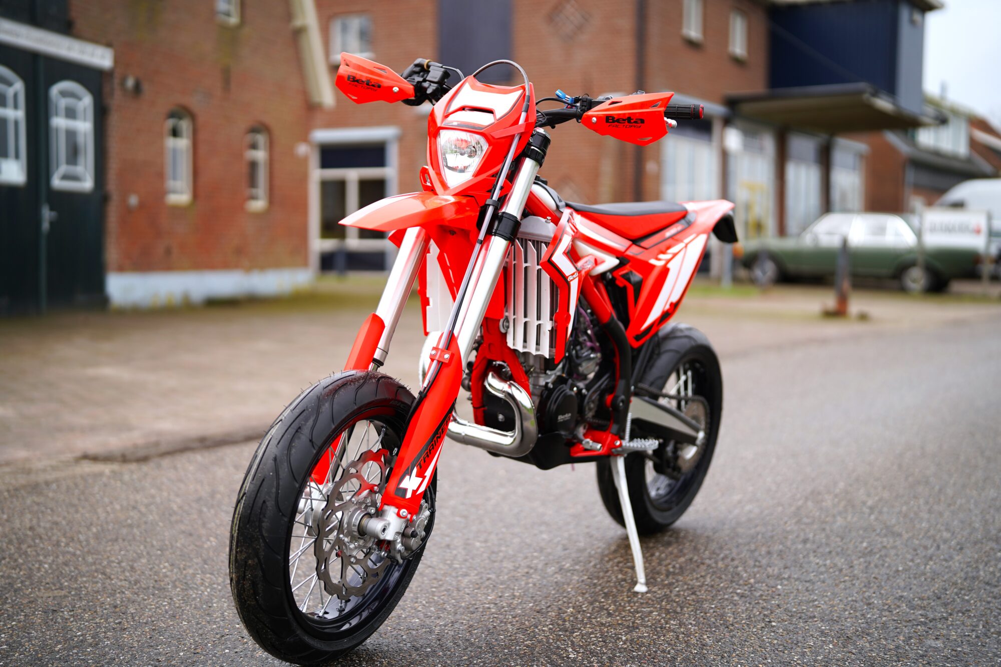 Beta X-trainer 300 Supermoto - Rikkers Scooters & Motoren